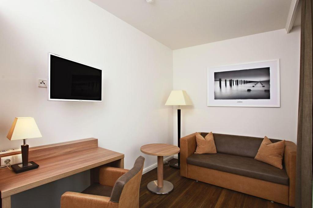 Hotel Warnow Rostock Eksteriør billede